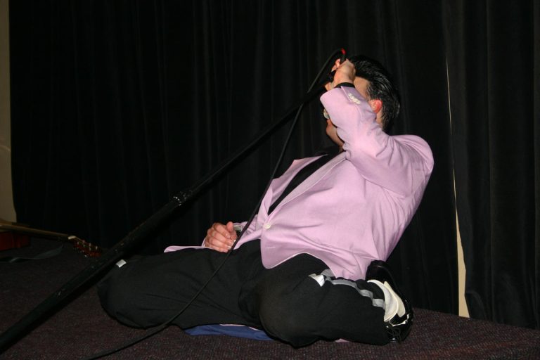 Robin Kelly at the Best Western Beacon in Jordan, ON