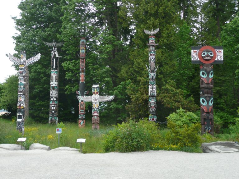 Totem poles, prom kids, Vancouver Canucks